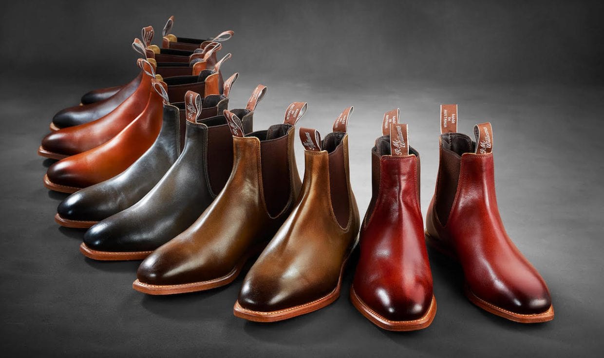 Memiliki sepatu boots pria Kickers memang cukup menggiurkan bagi banyak pria. Hal ini disebabkan karena sepatu boot dari merek tersebut memiliki banyak kelebihan 